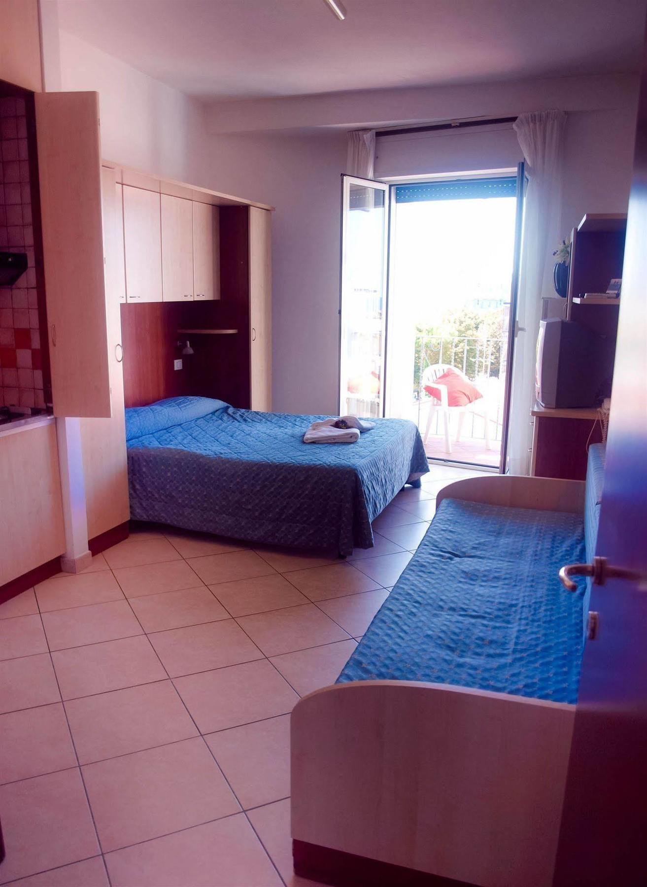 Residence Mediterraneo Rimini Exterior foto